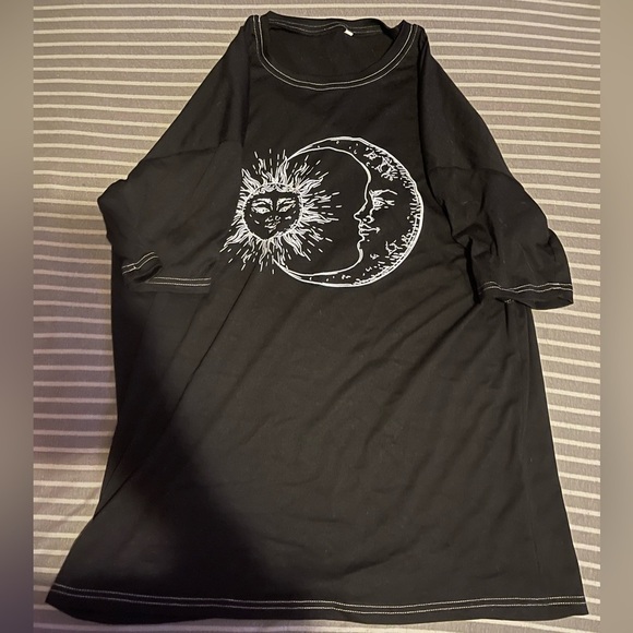 Size Large Moon and Sun tshirt, purchased off of amazon. - Picture 1 of 2